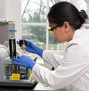 lab-tech-prepping-test-NEI-Rhoda-Baer-Photographer-175x178